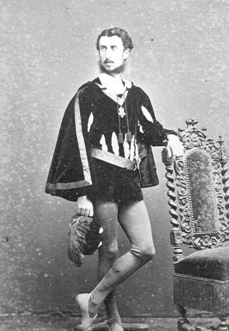 Il Principe Paolo Borghese (1845-1920) in costume da Paggio.(Foto Collezione di A. Cotticelli)