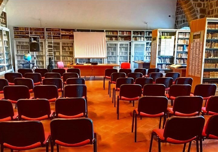 Il libro di Andrea Cotticelli si trova presso la Biblioteca del Centro di Ricerche per la Storia dell’Alto Lazio - CERSAL a Viterbo