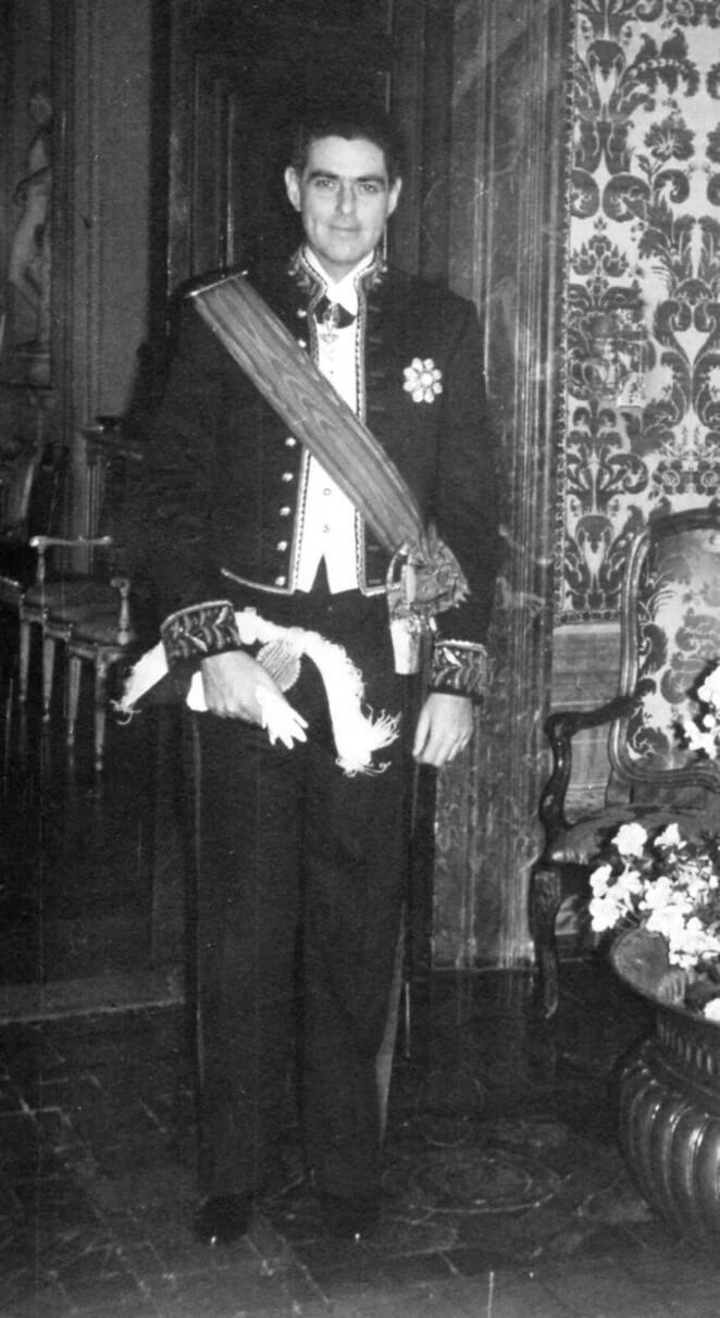 Il Marchese Giulio Sacchetti (1926-2010) Delegato Speciale della Pontificia Commissione SCV (Collezione A. Cotticelli)