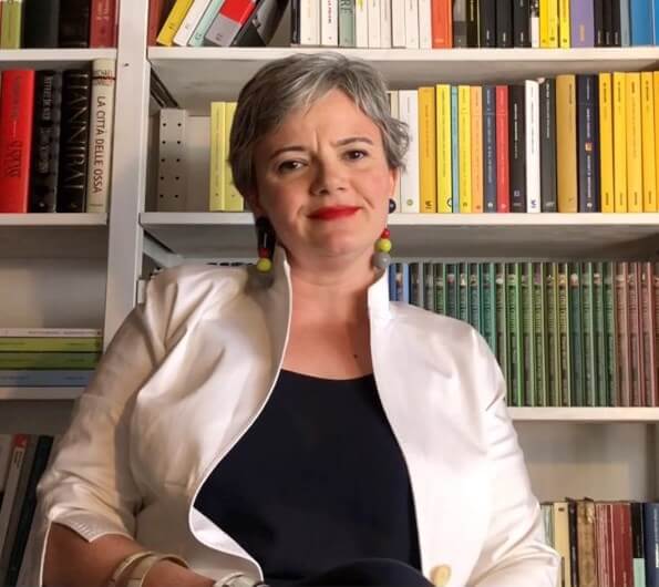 La scrittrice Alessandra Selmi autrice del libro “La prima Regina”